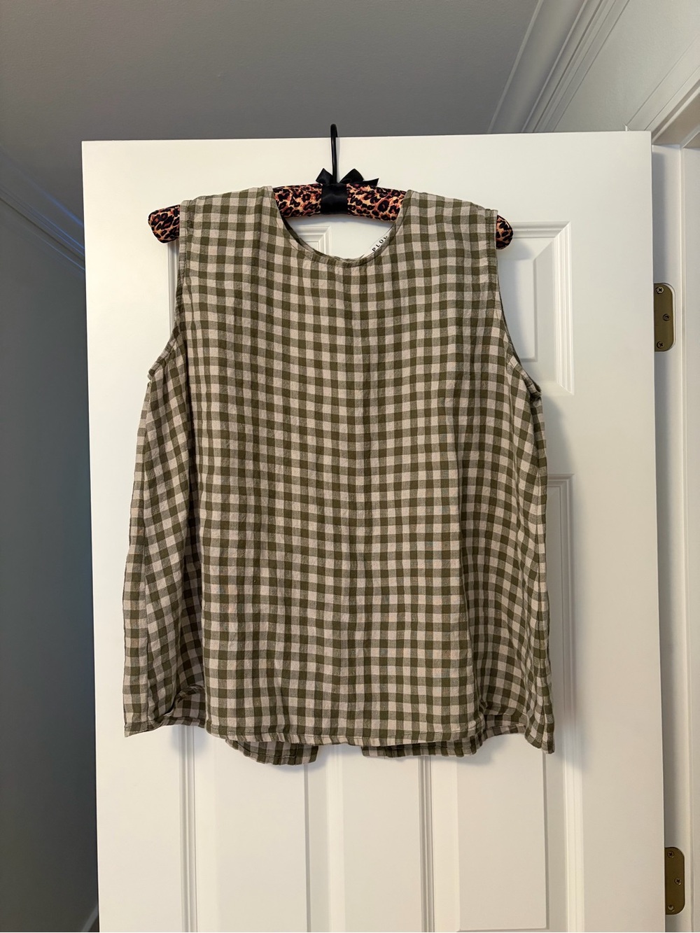 Plumo studio plain linen tank